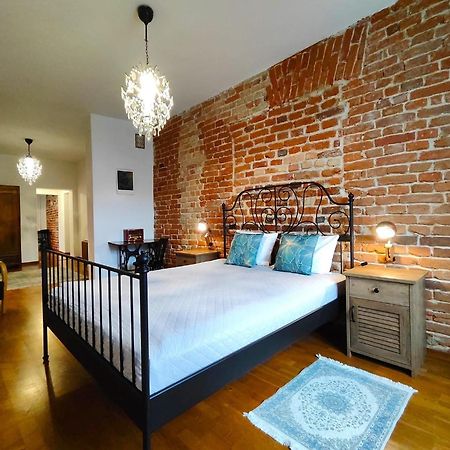 Apartament Skorpion Centrum Sanok Eksteriør bilde